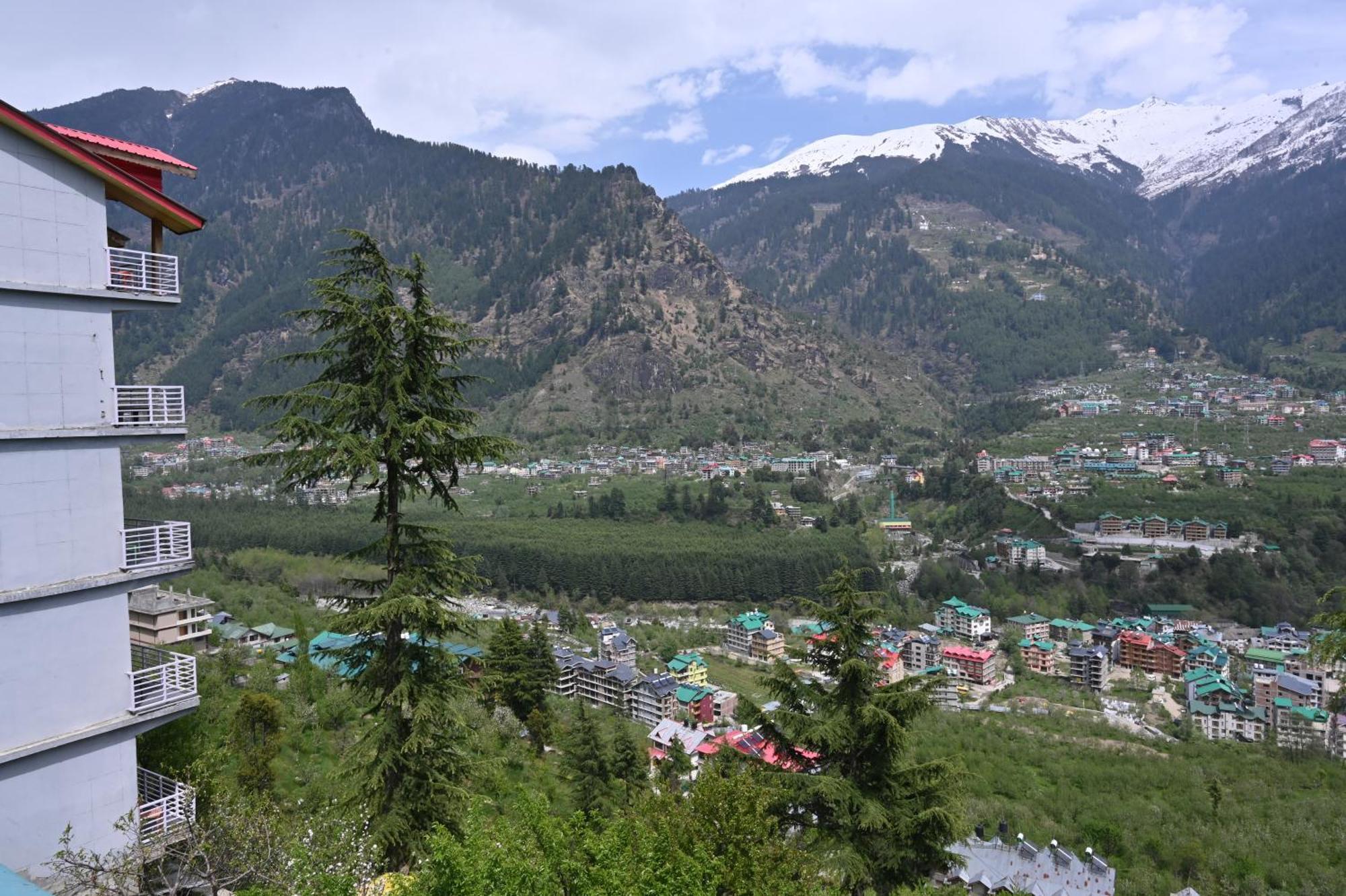 Hotel Seven Hills Manali - Manali (Himachal Pradesh) — Photos 3